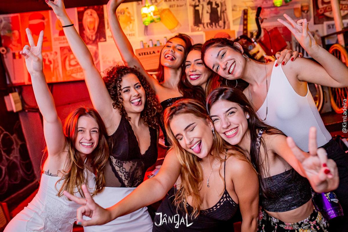 130 mil pessoas. Uma só Selva. — sorteio no Jângal, bar com música ao vivo em Belo Horizonte
